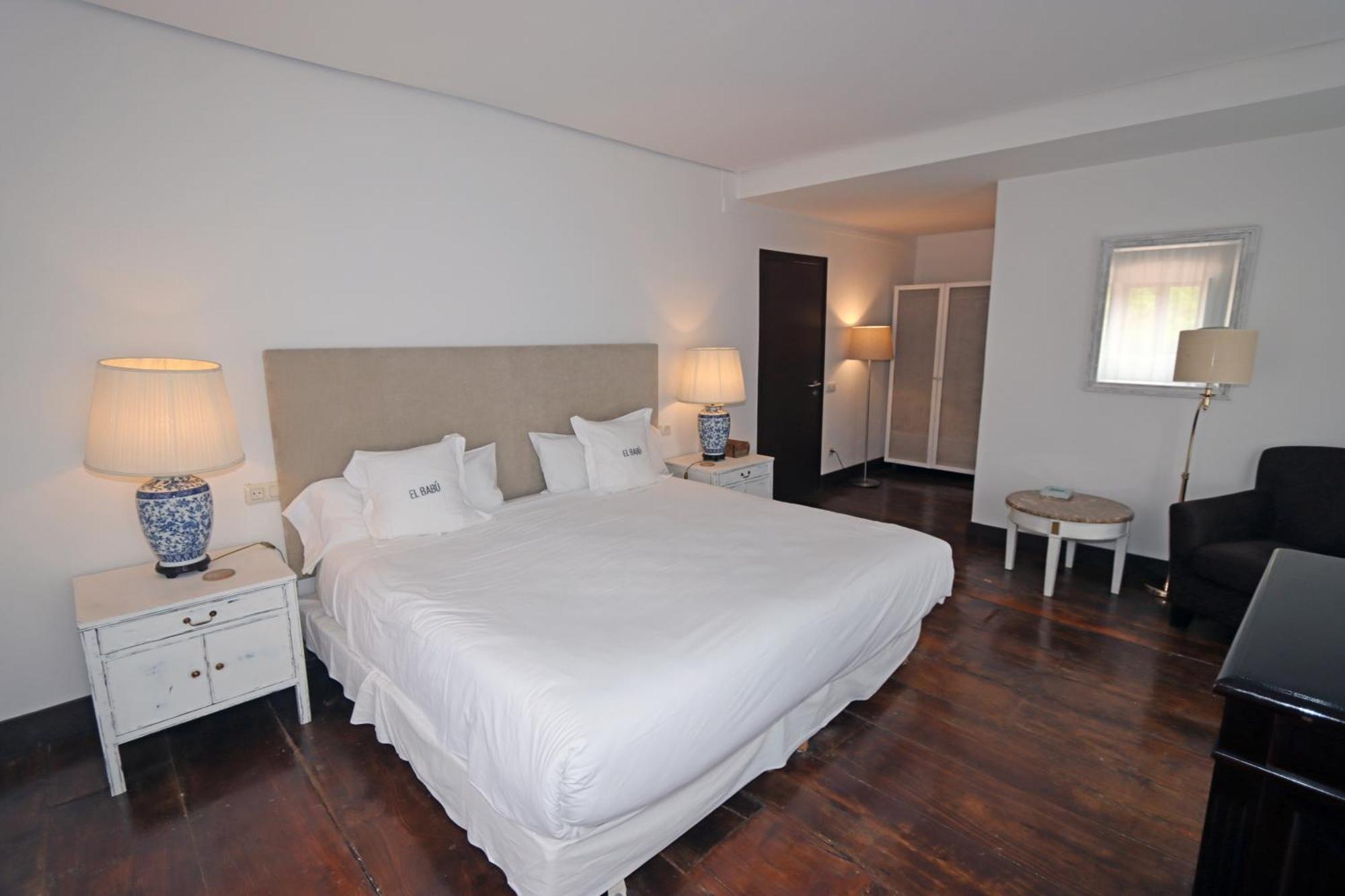 Hotel El Babu Caravia Extérieur photo